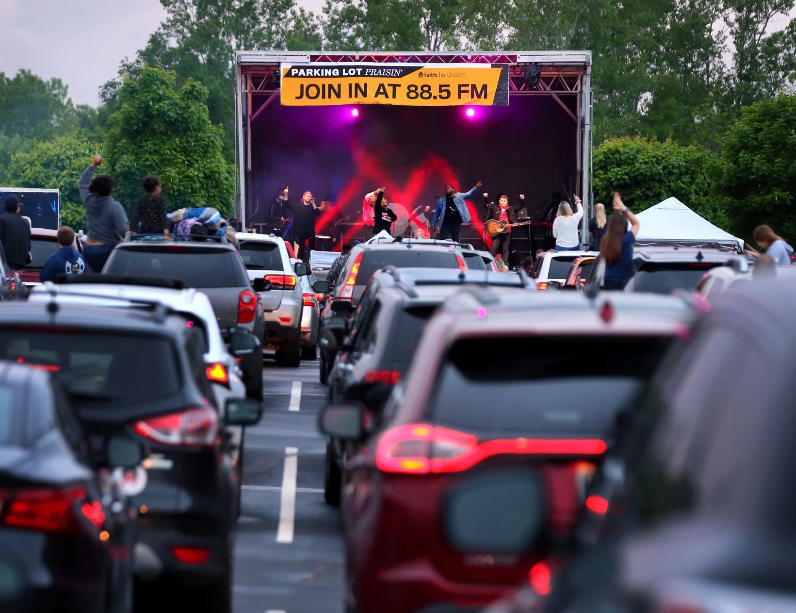 Parking Lot Praisin' at Faith Church in Sunset Hills